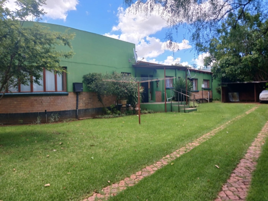 2 Bedroom Property for Sale in Hennenman Free State